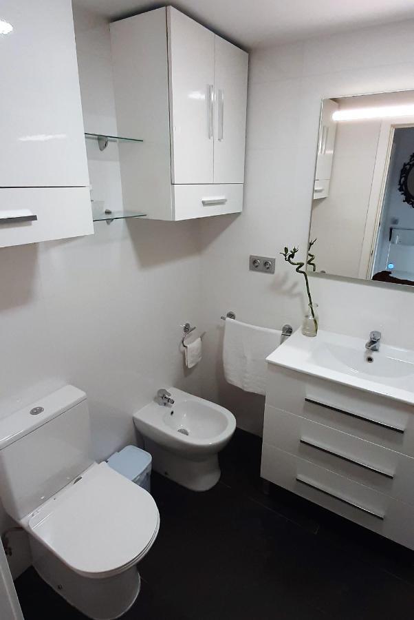 شقة توريمولينوس  في Fantastico Apartamento En La Carihuela المظهر الخارجي الصورة
